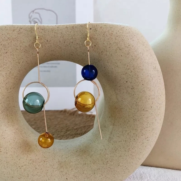 Earrings - Picture 4 of 4